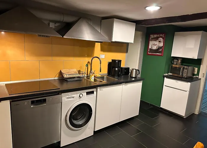 Puri Frangipani Apartment